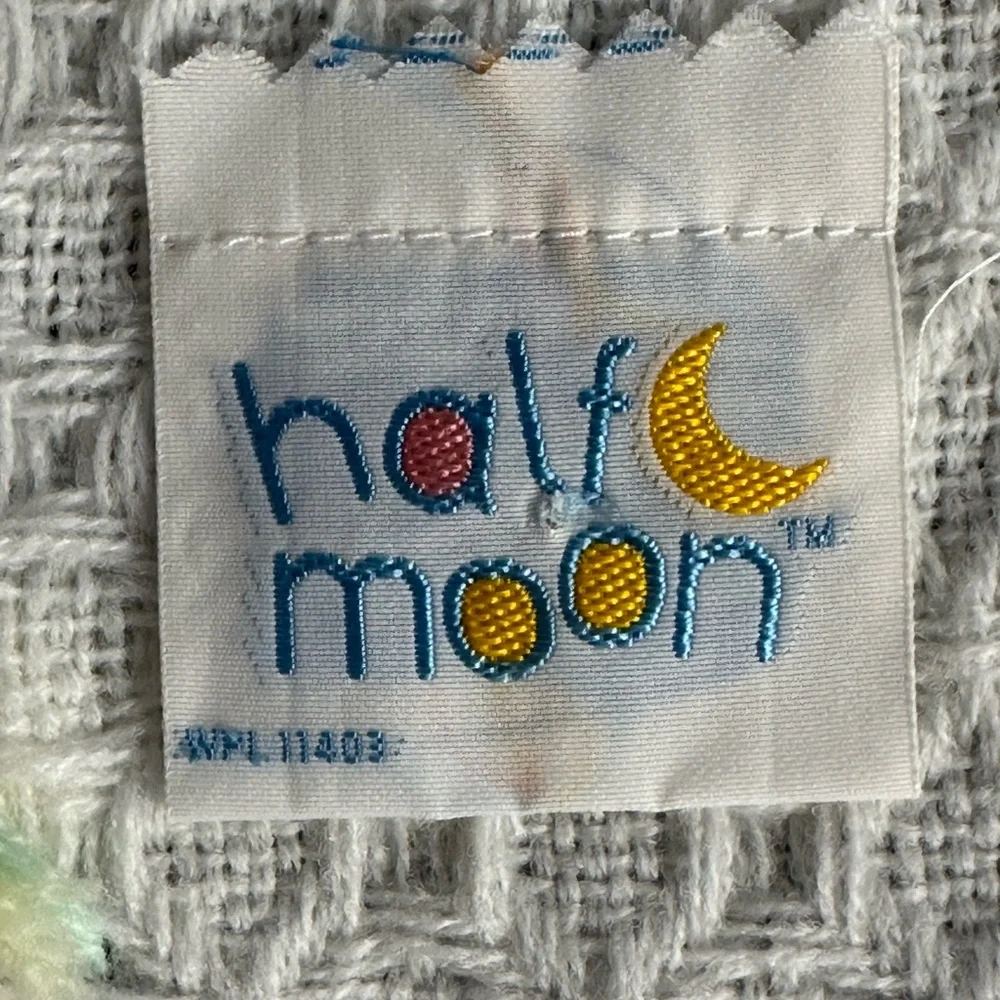 Vintage Half Moon Knit Acrylic Baby Blanket‎ White Yellow Ribbon Yellow Roses